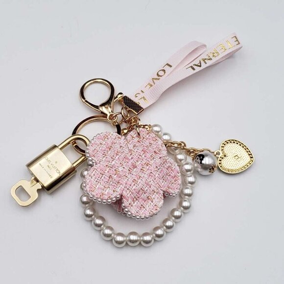 100% Auth Louis Vuitton Lock & Key with unbranded Bagcharm, Keycharm, Keychain - Picture 4 of 6